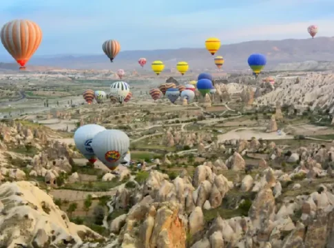 MakeMyTrip