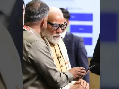 Sarvam Kaze