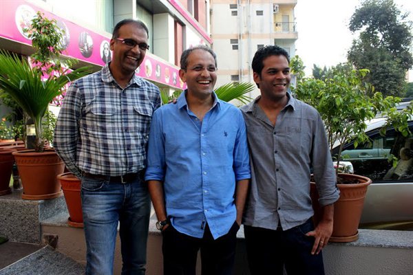 Komal Nahta with fellow jurors Vikramaditya Motwane and Rajesh Mapuskar at IFP 2012
