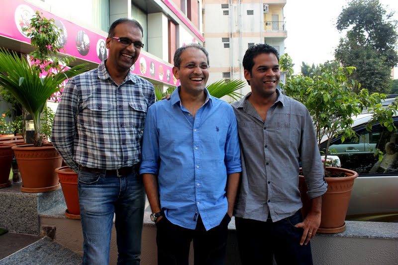 Komal Nahta with fellow jurors Vikramaditya Motwane and Rajesh Mapuskar at IFP 2012