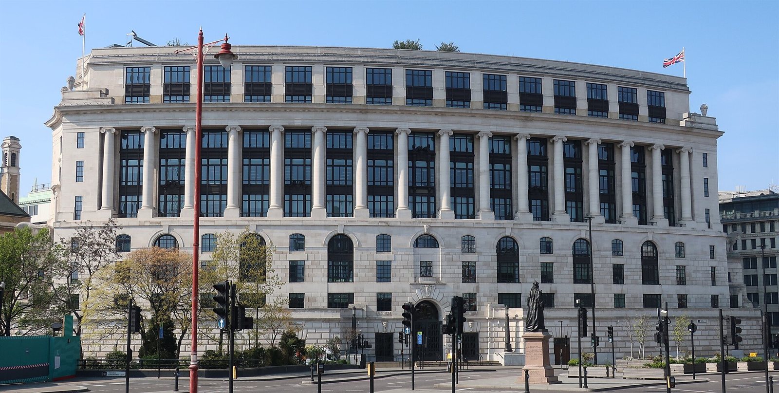 Unilever House, the parent company's London headquarters, seen from Blackfriars Bridge